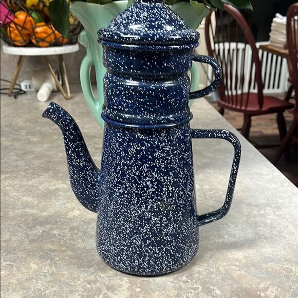 Enamelware Blue Speckled Coffee Pot - Picture 1 of 7